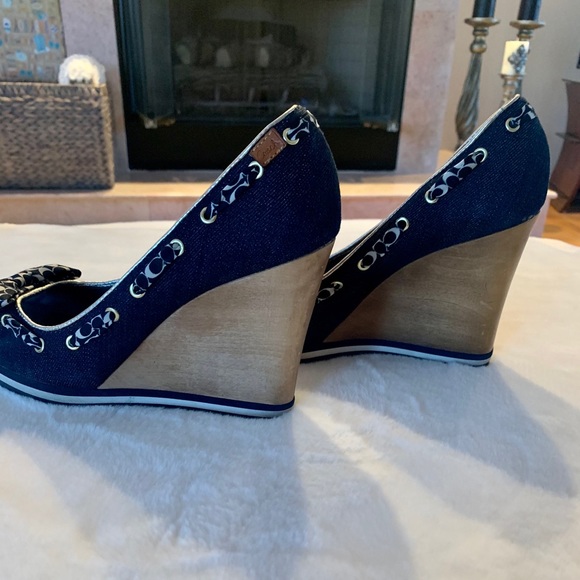 Navy Coach Wedges with Bows - Picture 5 of 11